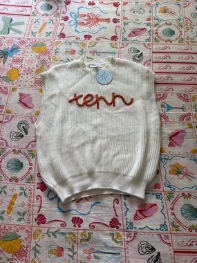Tennessee Sweater Vest NWT